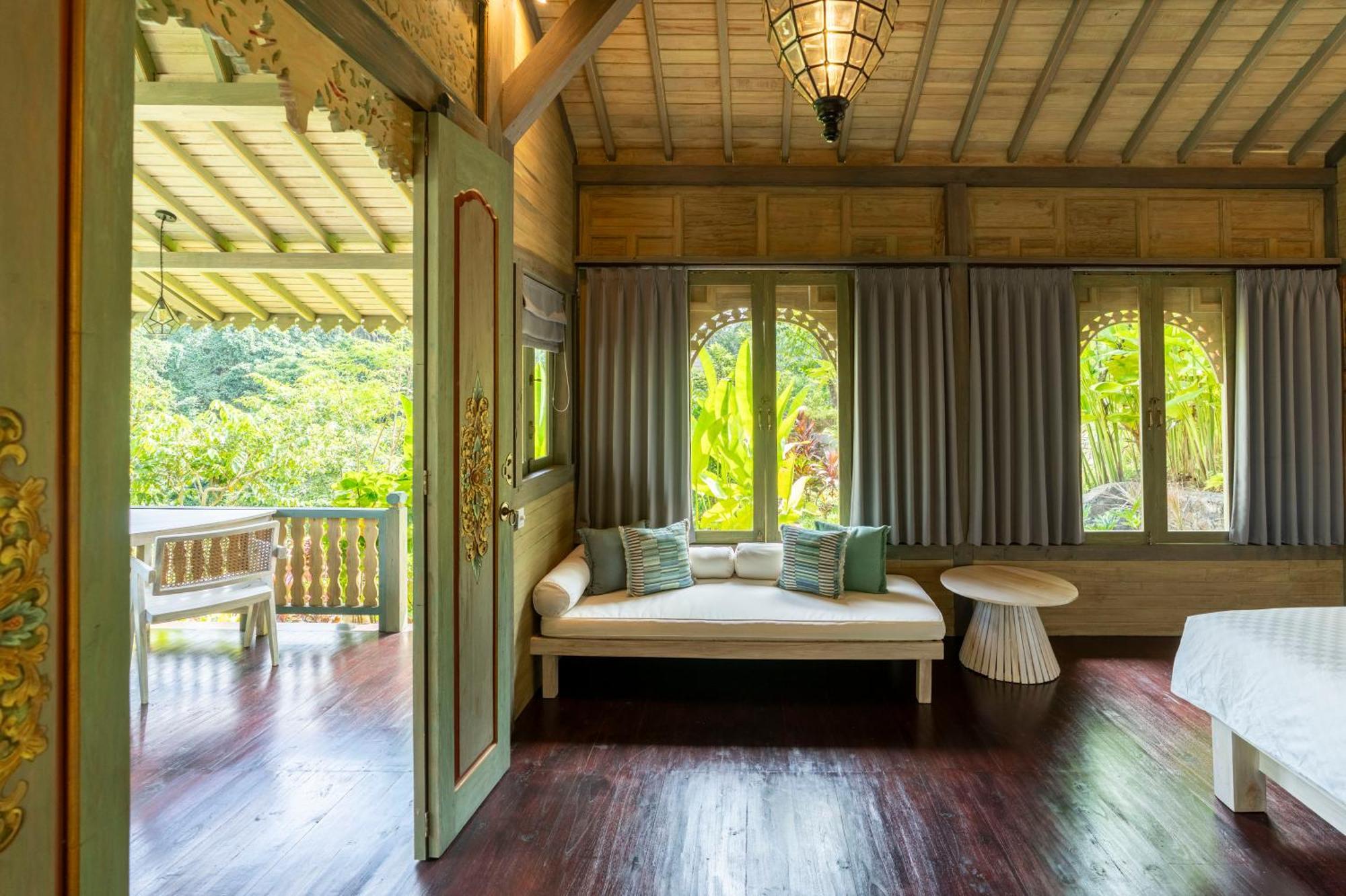 Tresna Bali Luxury *