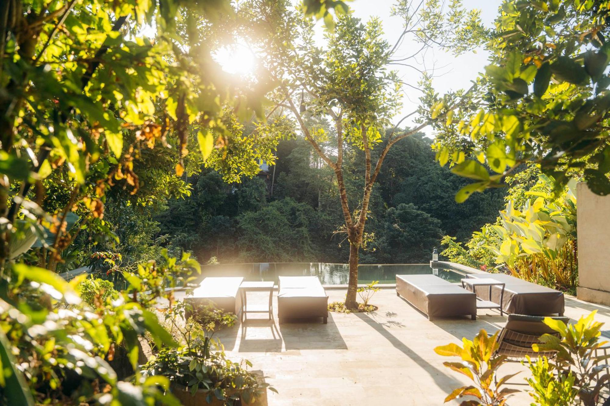 Tresna Bali Luxury Villa *