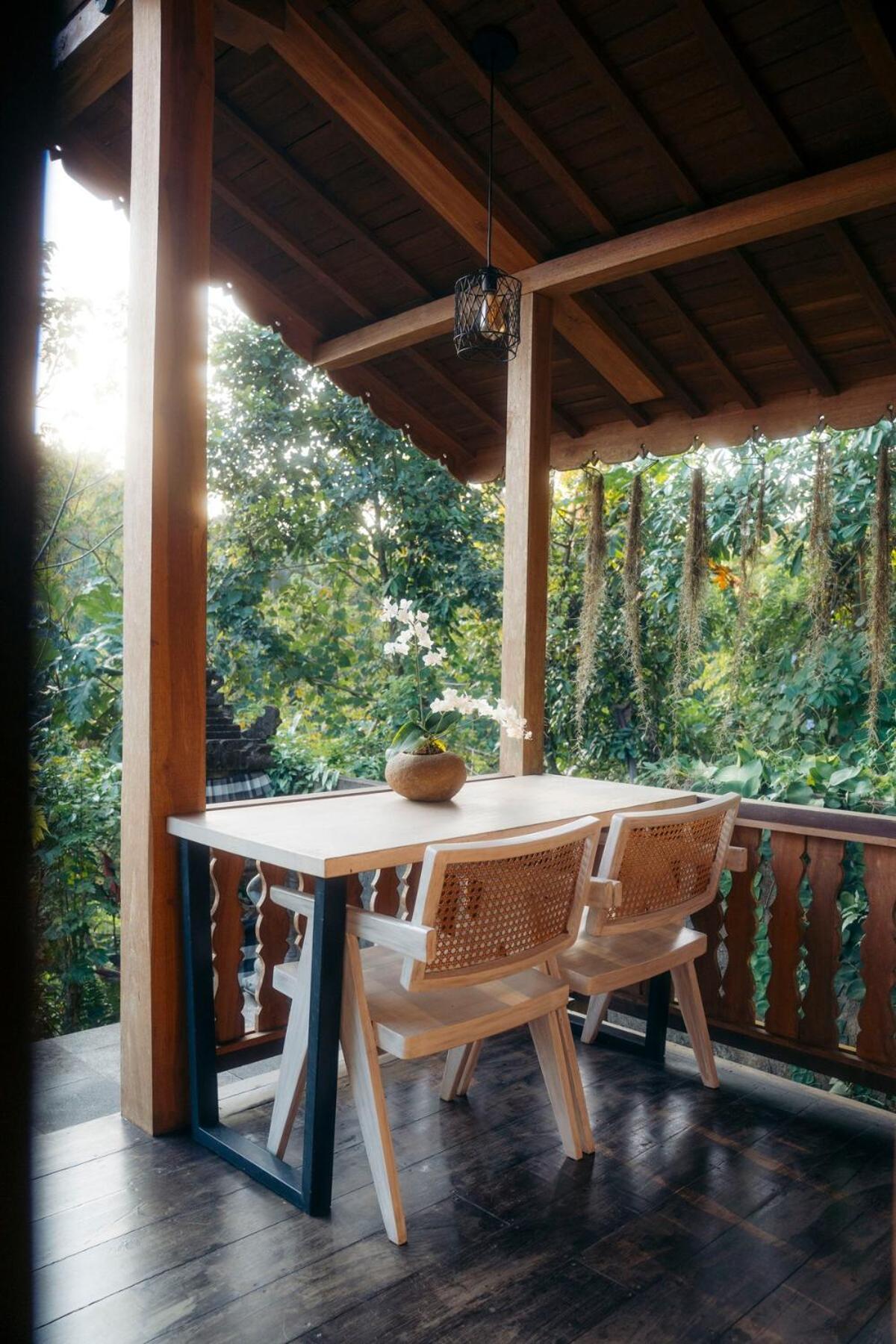 Tresna Bali Luxury