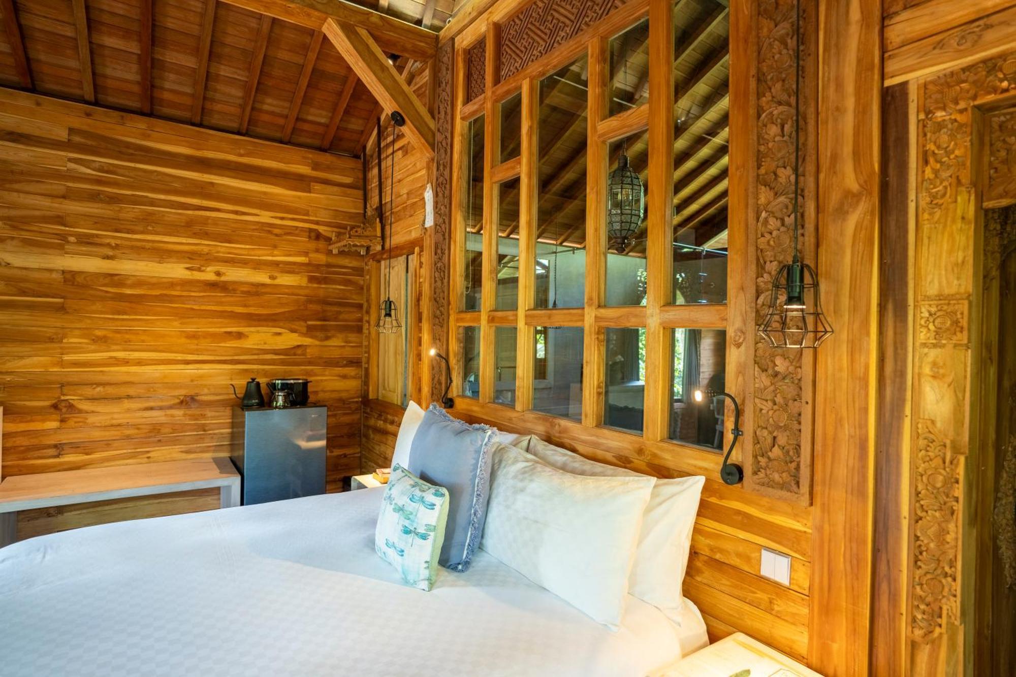 Tresna Bali Luxury *
